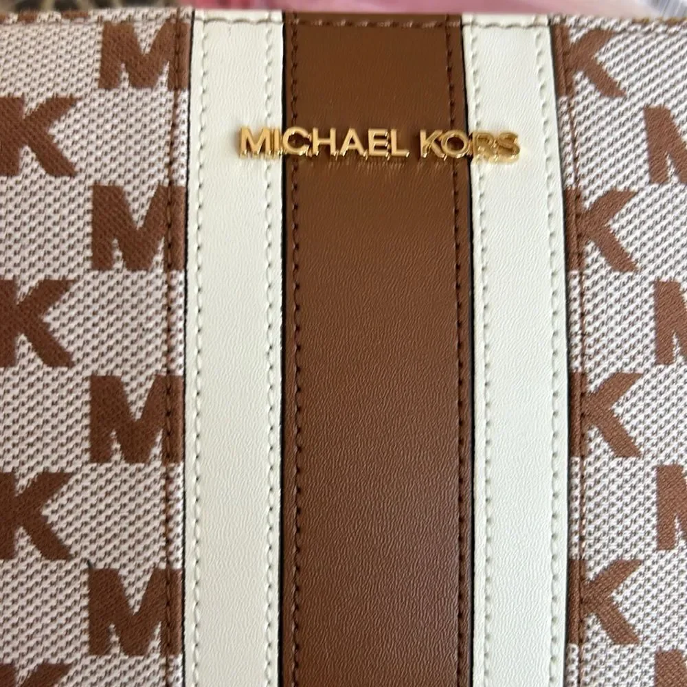 Michael Kors Brown Signature Logo shoulder bag NWT